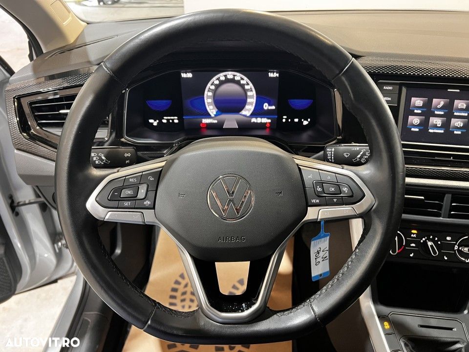 Volkswagen Polo - 11