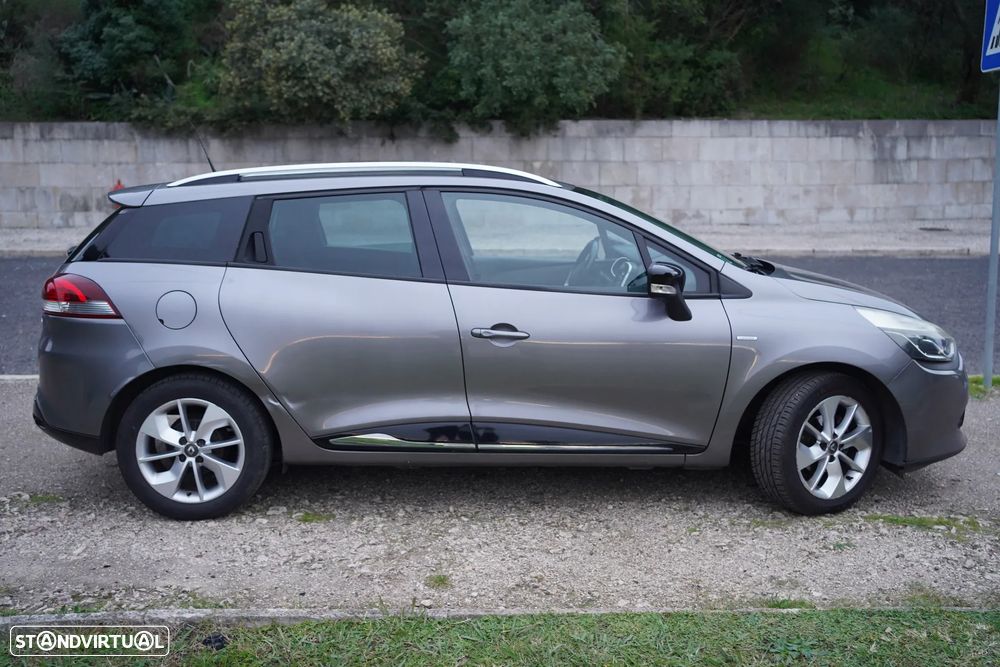 Renault Clio Sport Tourer - 8