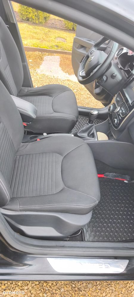 Renault Clio 1.2 16V Limited - 17