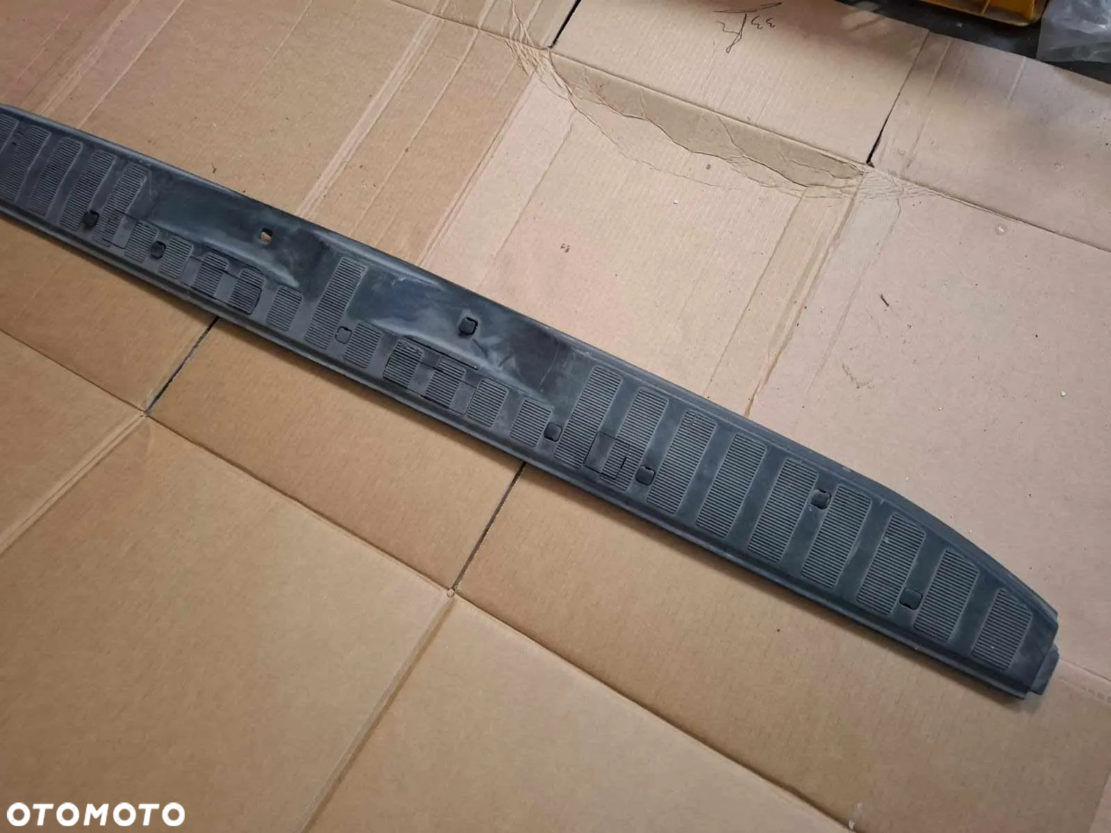 LISTWA TYLNA BAGAŻNIKA PROGOWA PAKI MERCEDES SPRINTER W906 VW CRAFTER - 3