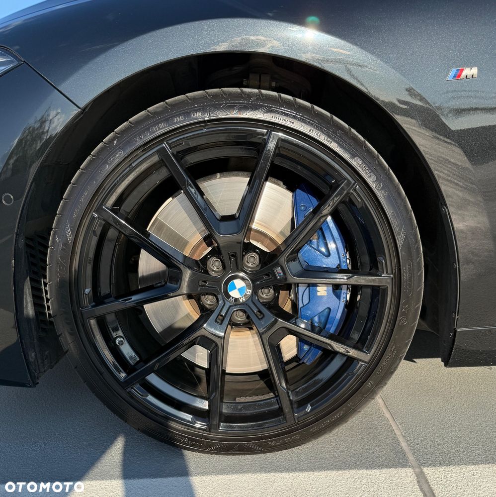 BMW Seria 8 - 16