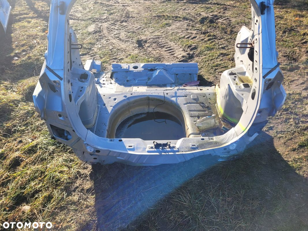 Ford B max ćwiartka lewa tył tylna błotnik - 2