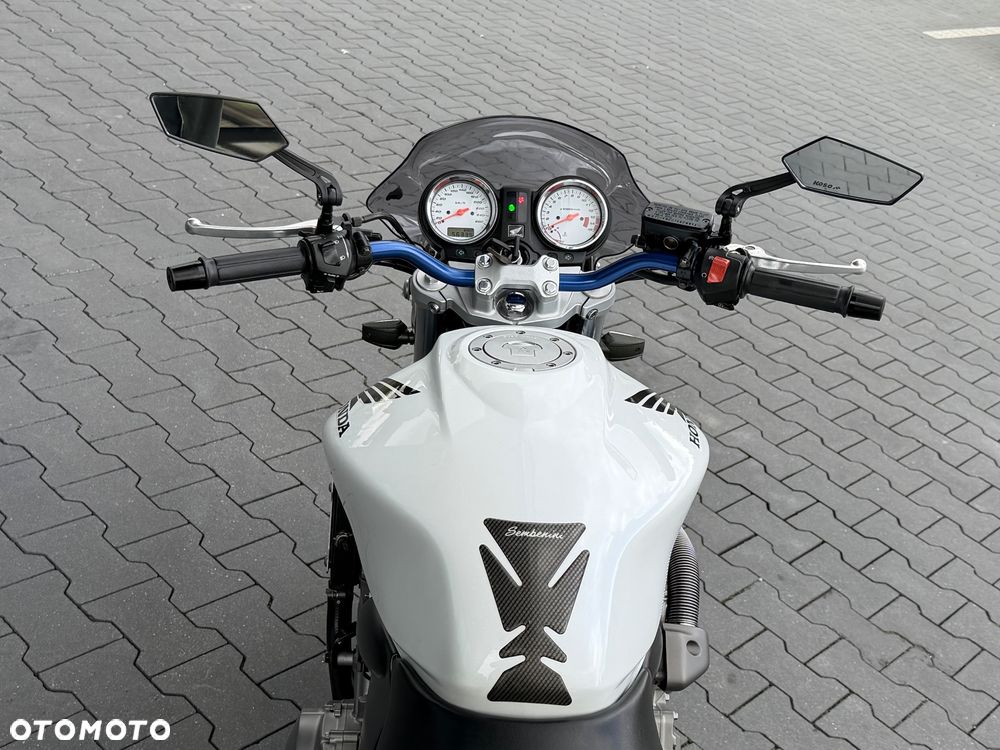 Honda Hornet - 22