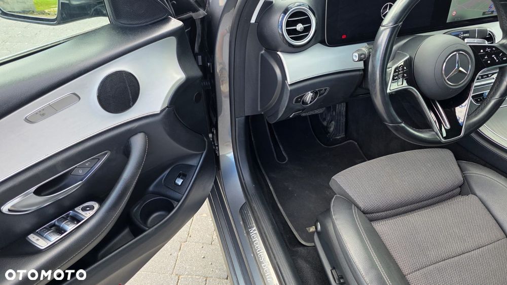 Mercedes-Benz Klasa E 200 d Avantgarde - 18