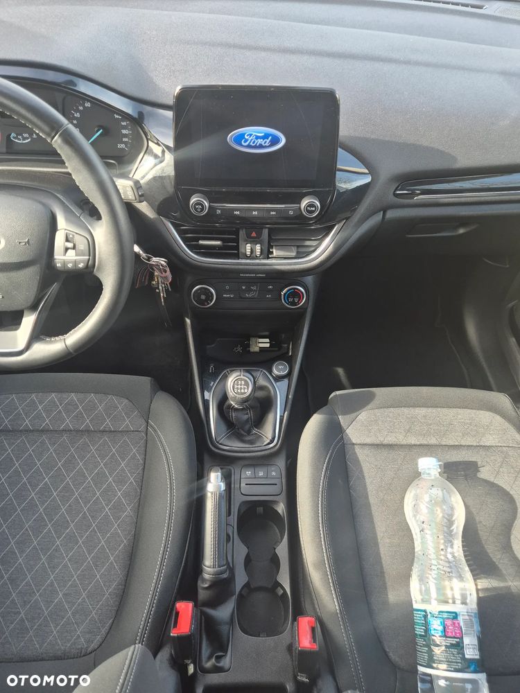 Ford Fiesta - 11