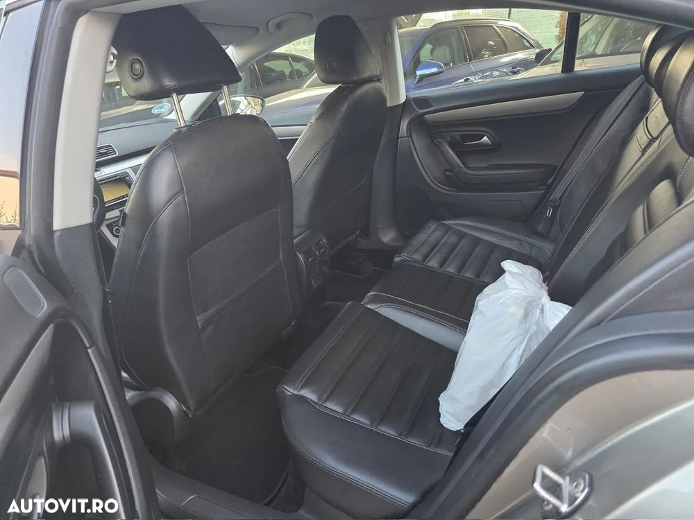 Volkswagen Passat - 9