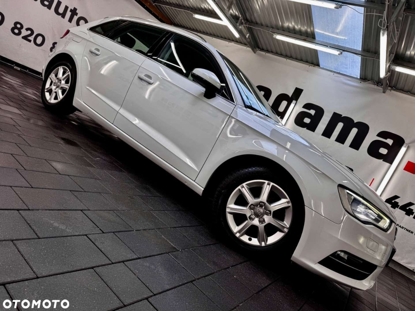 Audi A3 Sportback - 16