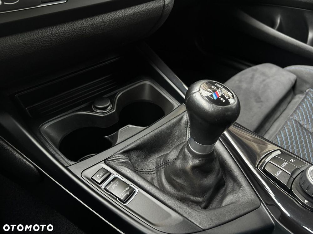 BMW Seria 1 118i M Sport - 34
