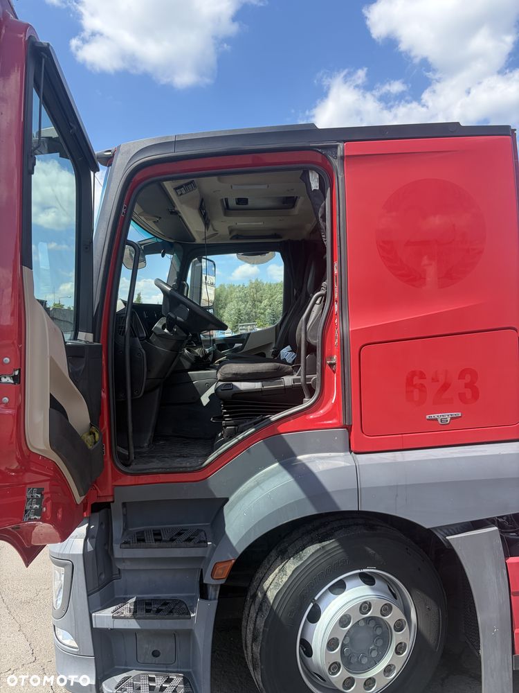 Mercedes-Benz ACTROS - 4