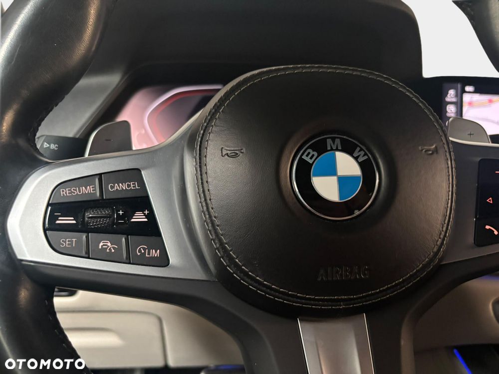 BMW X5 xDrive30d mHEV - 12