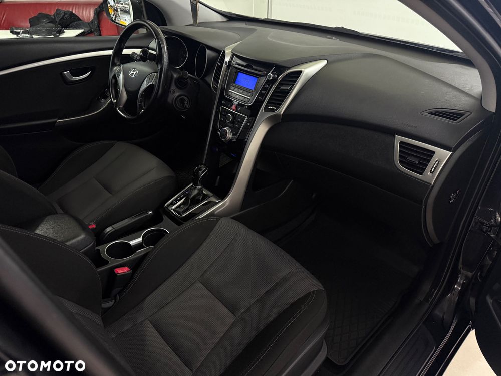 Hyundai i30 1.6 CRDi Style - 21