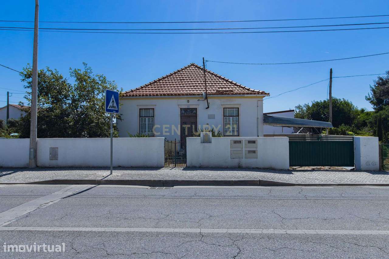 Moradia com 2 Apartamentos T2 Independentes em Marrazes e Barosa, Leir - Grande imagem: 3/23