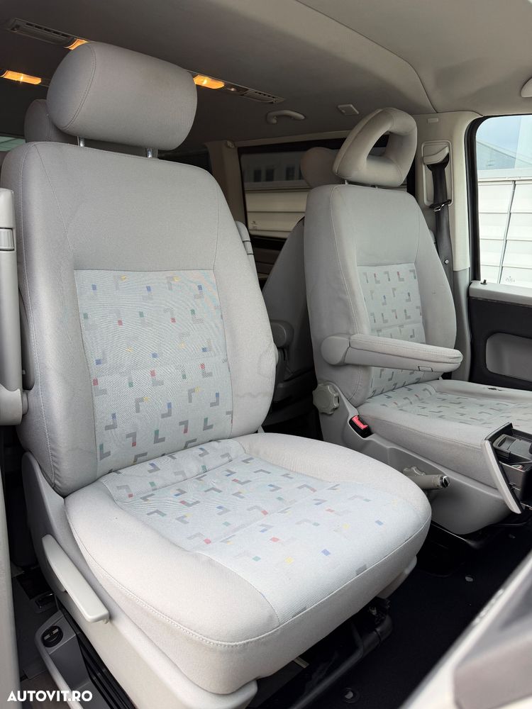 Volkswagen Multivan - 9