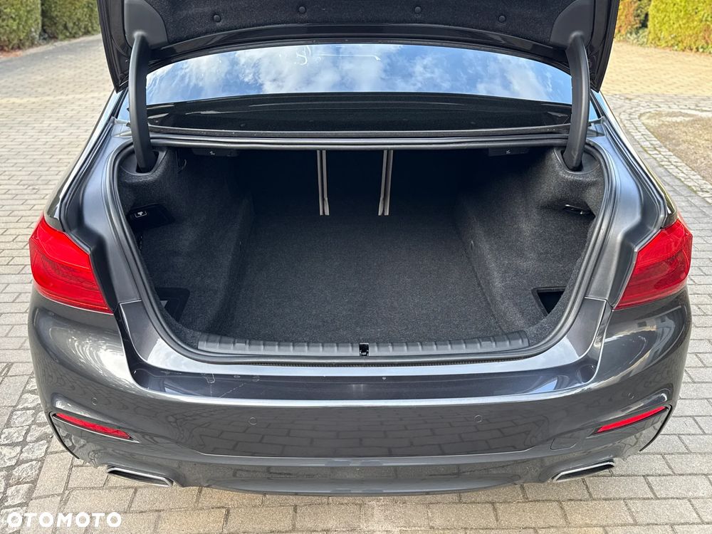BMW Seria 5 520d xDrive M Sport sport - 27