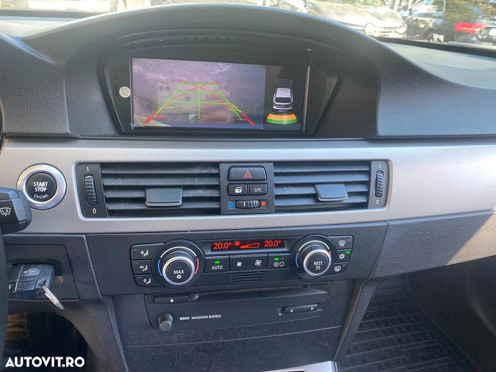 BMW Seria 3 318i Aut. - 3