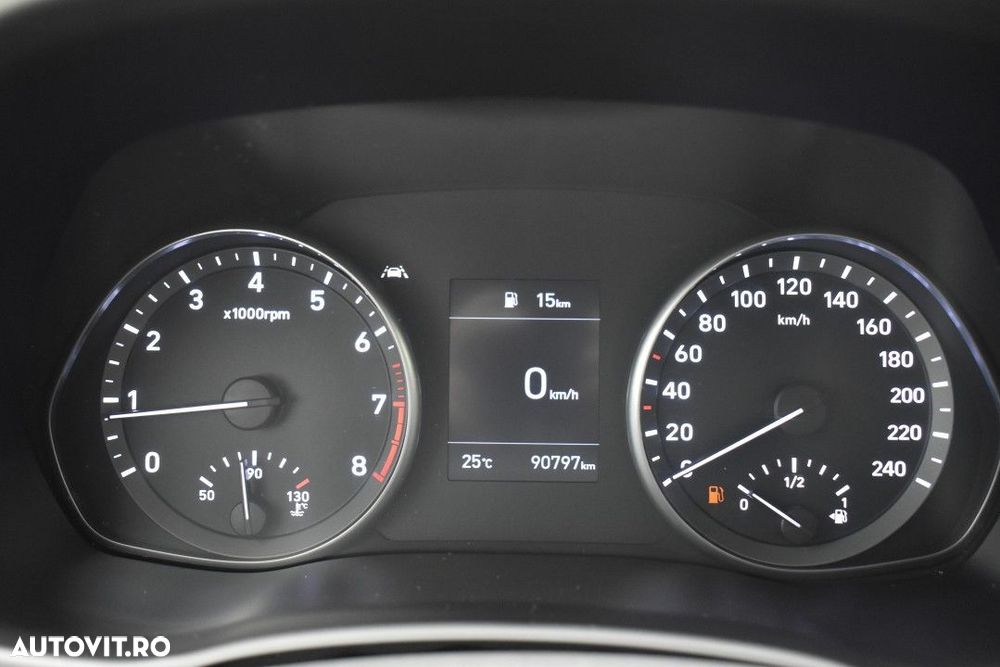 Hyundai i30 1.5 110CP 5DR M/T Highway - 10