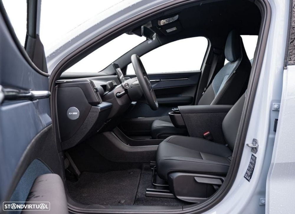 Volvo EX30 69 kWh Single Motor Extended Range Plus - 7