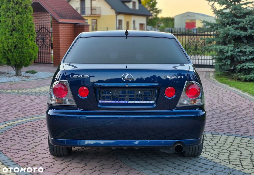 Lexus IS 200 Prestige - 27