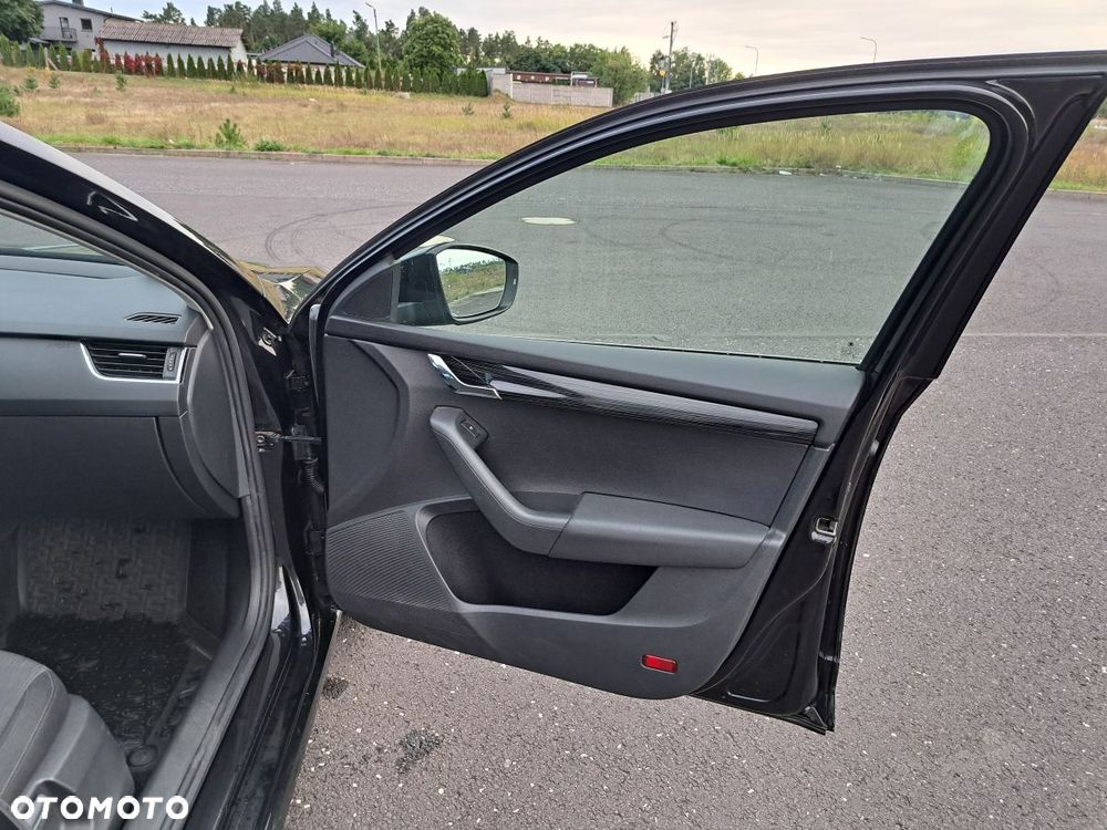 Skoda Octavia 2.0 TDI Style - 10