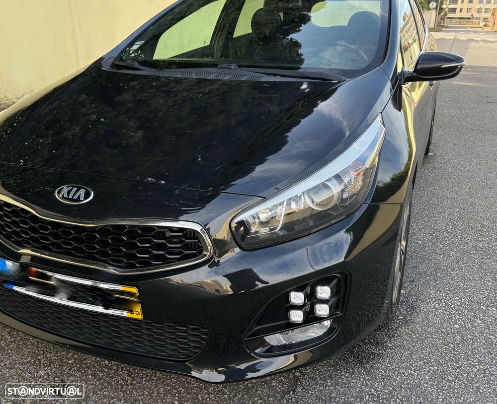 Kia Ceed SW 1.6 CRDi GT Line - 26