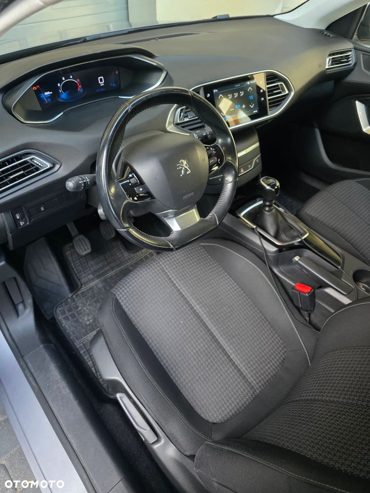 Peugeot 308 1.5 BlueHDi Active S&S - 19