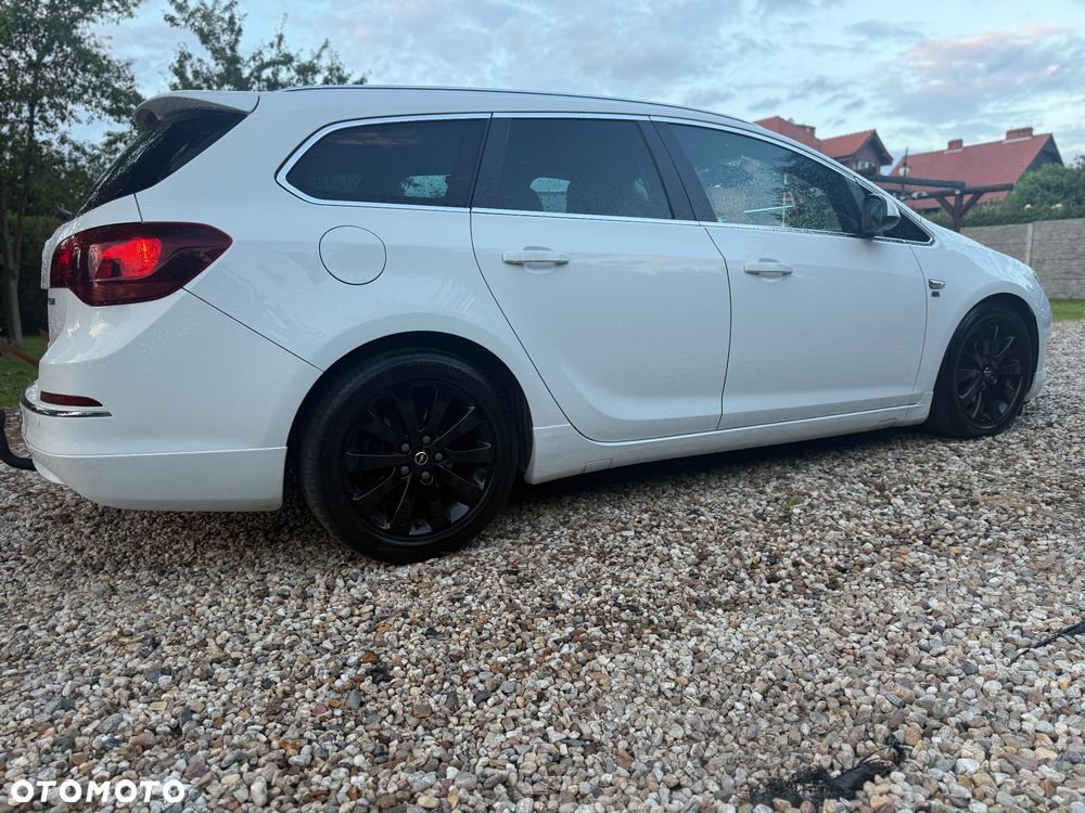 Opel Astra 2.0 CDTI Cosmo - 18