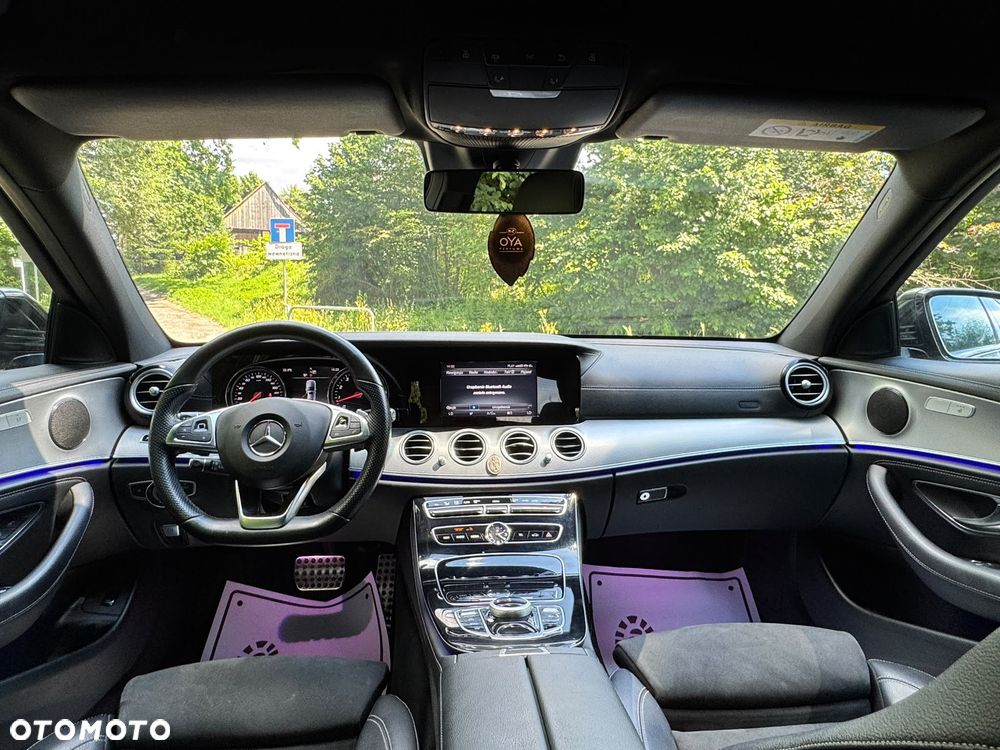 Mercedes-Benz Klasa E 200 9G-TRONIC AMG Line - 29