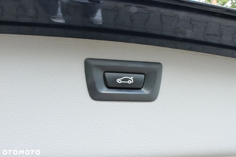 BMW Seria 3 320d Efficient Dynamics Edition - 18