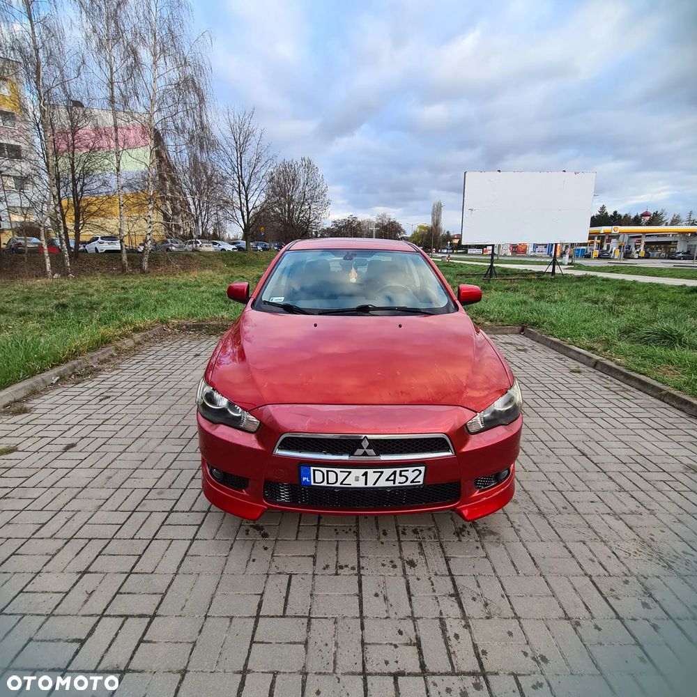 Mitsubishi Lancer 1.8 Instyle NAVI - 2