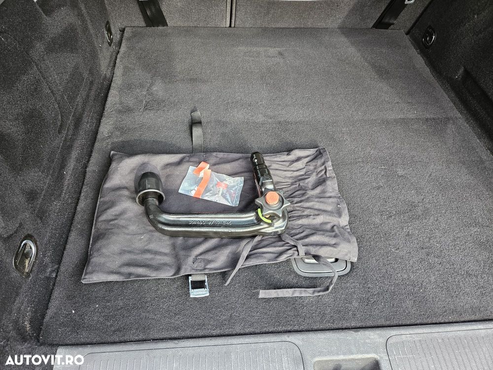 Opel Astra 1.6 CDTI DPF ecoFLEX TourerStart/Stop Exklusiv - 10