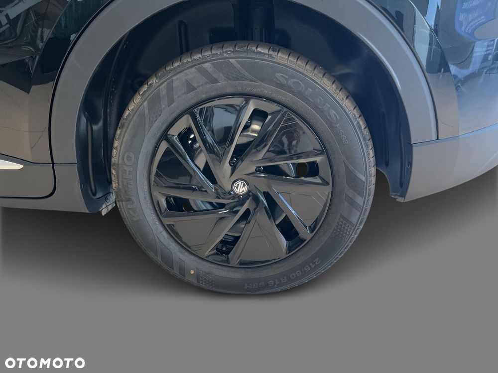 MG ZS Hybrid+ - 19