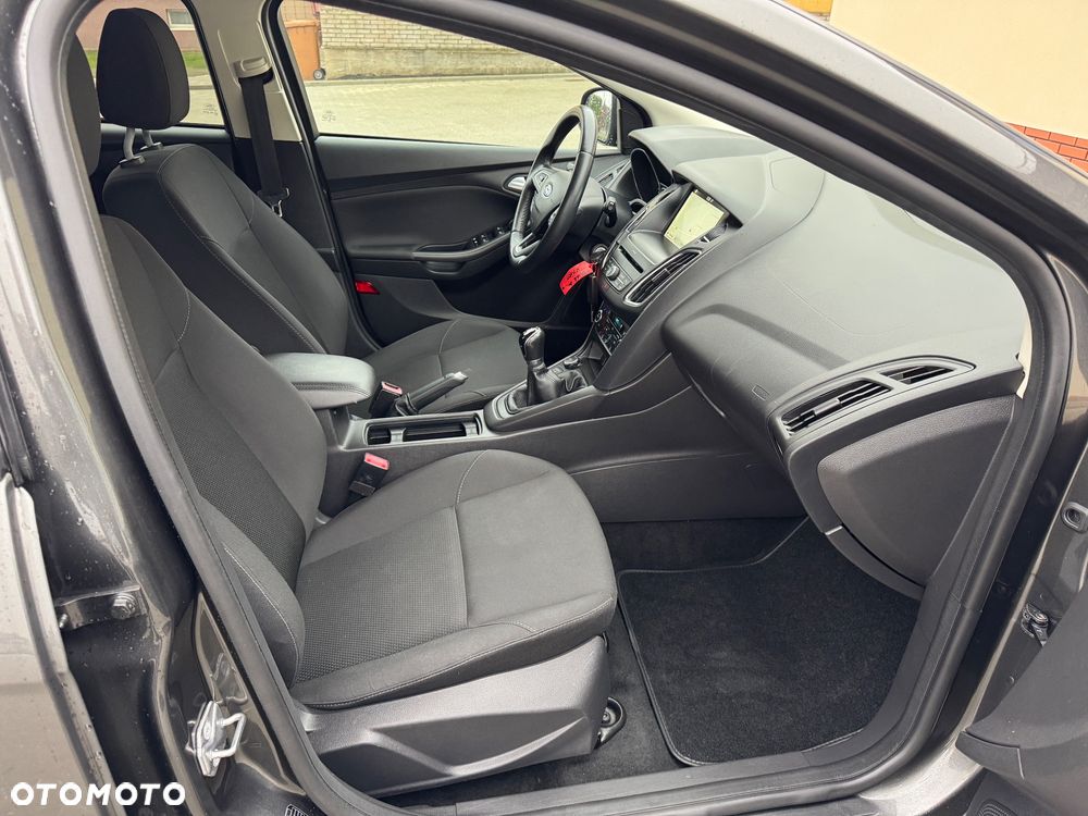 Ford Focus 1.0 EcoBoost Start-Stopp-System Business Edition - 6