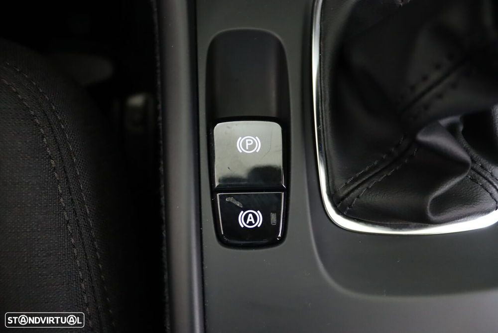 Volvo XC 40 1.5 T2 Momentum Core - 25