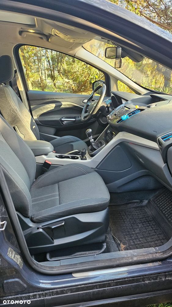 Ford C-MAX - 12