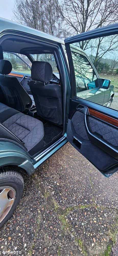 Mercedes-Benz W124 (1984-1993) - 19