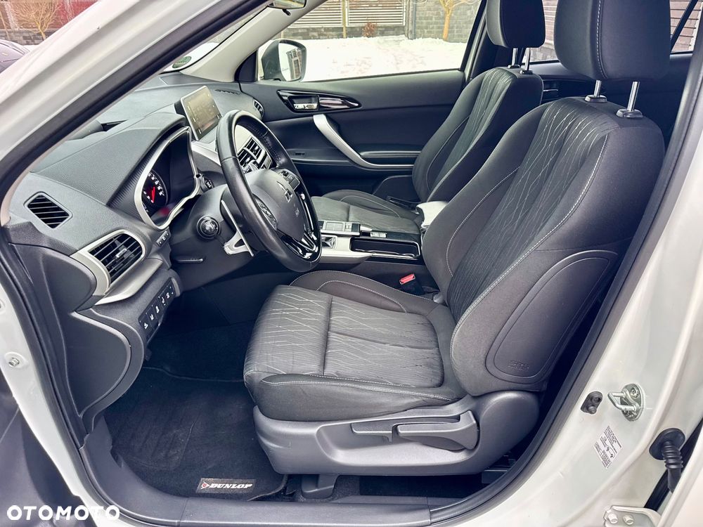 Mitsubishi Eclipse Cross 1.5 T-MIVEC (ClearTec) CVT 2WD Plus - 11