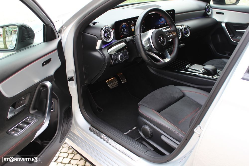 Mercedes-Benz A 250 e 8G-DCT AMG Line - 14