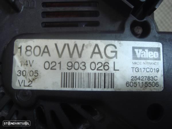 Alternador Volkswagen Passat (3C2) - 4