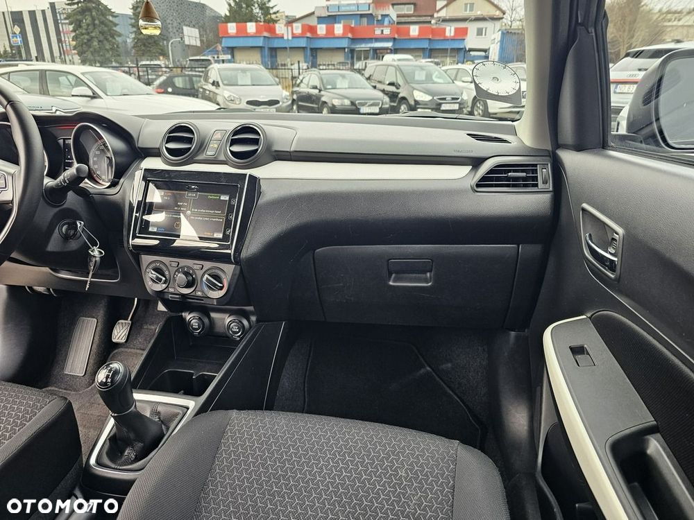 Suzuki Swift - 13