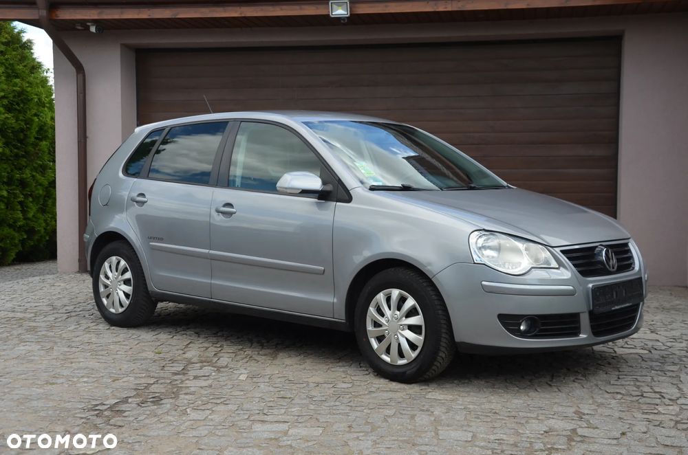 Volkswagen Polo - 1