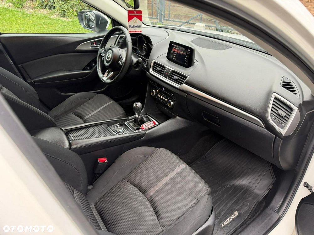 Mazda 3 - 10
