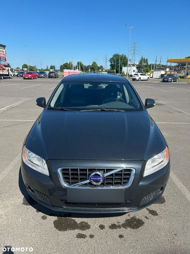 Volvo V70 - 1