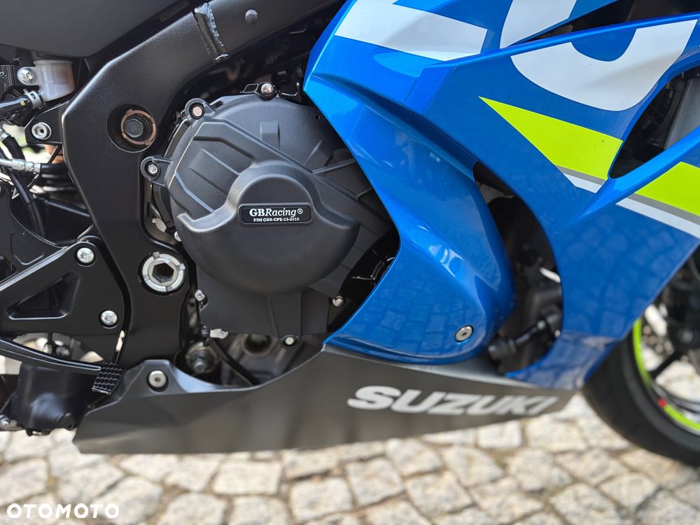 Suzuki GSX-R - 21