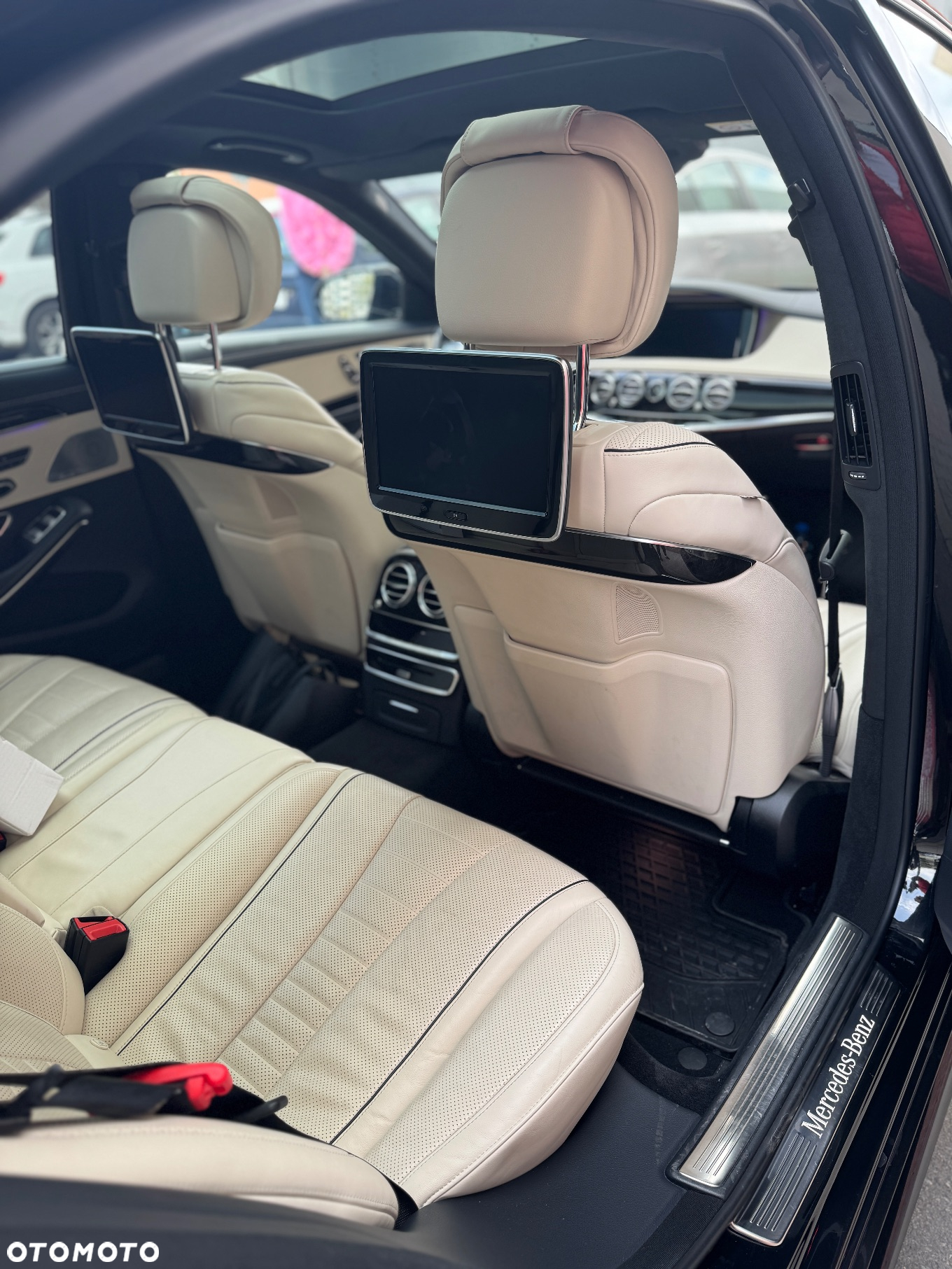 Mercedes-Benz Klasa S 500 4-Matic L 9G-TRONIC - 22