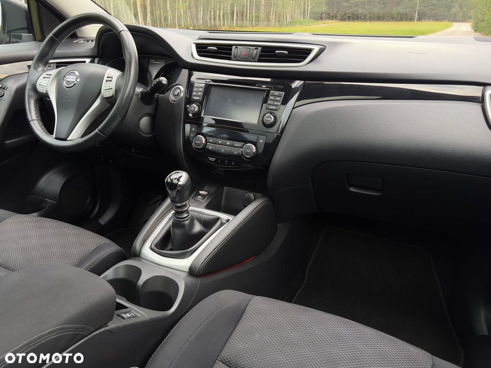 Nissan Qashqai 1.6 DIG-T Tekna+ - 33