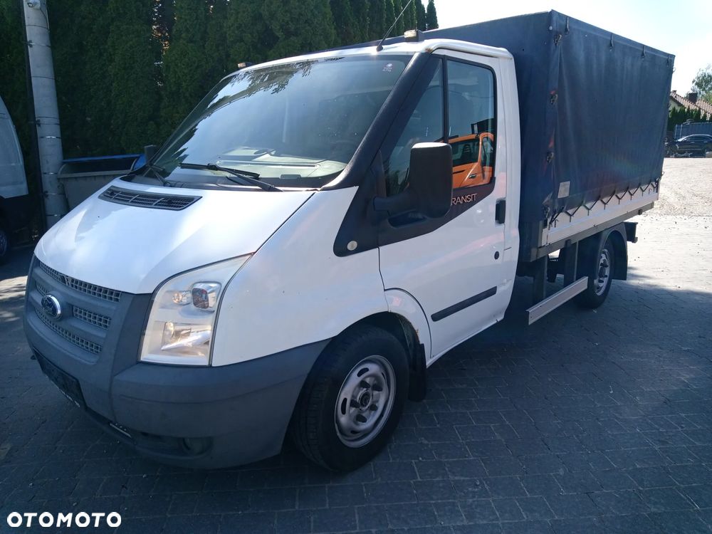 Ford Transit - 1