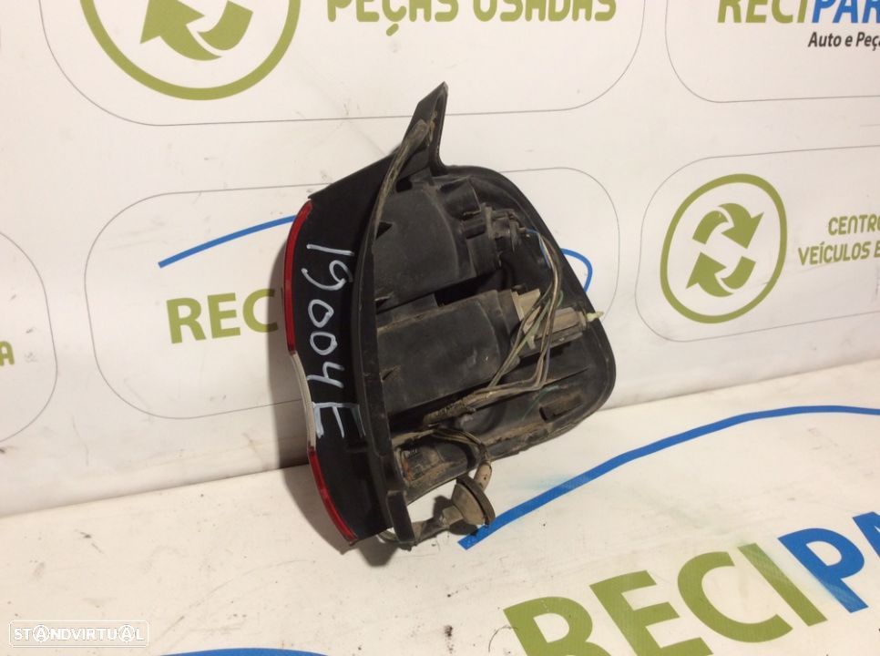 Farolins trás Suzuki Baleno - 2