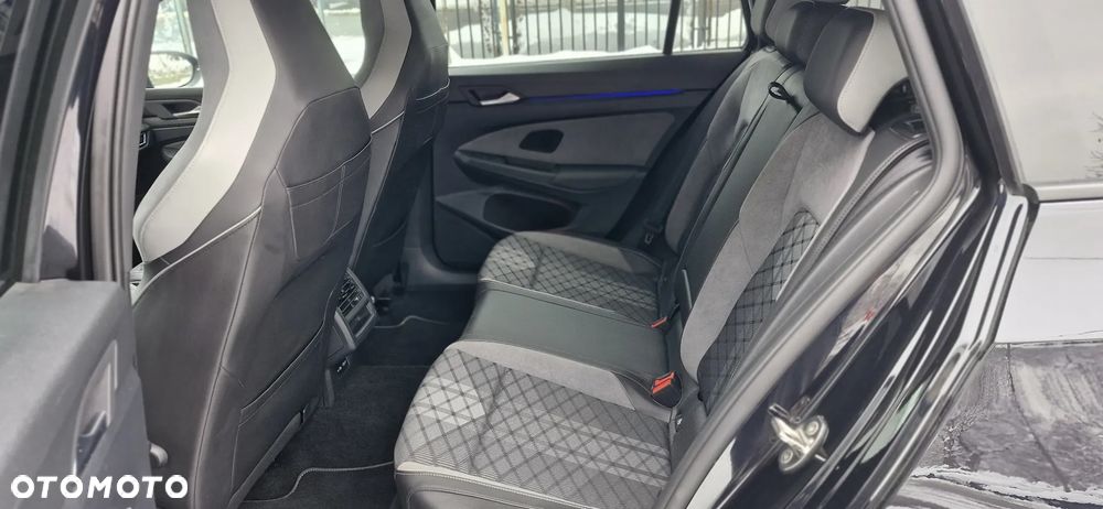 Volkswagen Golf 2.0 TSI OPF DSG R-Line - 26