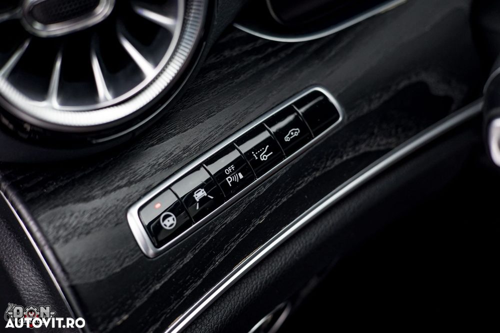 Mercedes-Benz E 53 AMG 4Matic Coupe AMG Speedshift 9G-TRONIC - 26