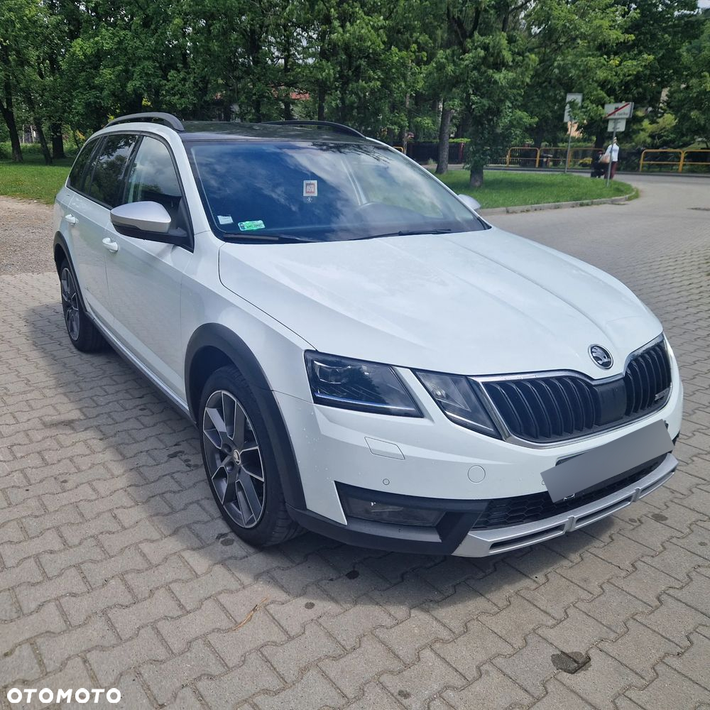 Skoda Octavia 2.0 TDI 4x4 Scout DSG - 2
